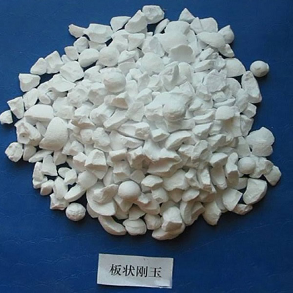 板状刚玉浇注料